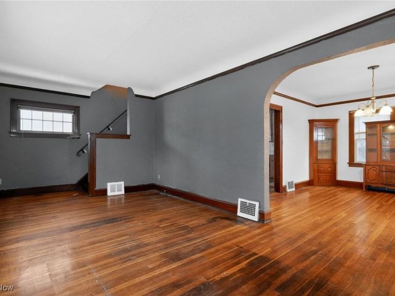 3559 Lloyd Road, Cleveland, OH 44111 Photo 10