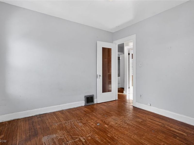 3559 Lloyd Road, Cleveland, OH 44111 Photo 17