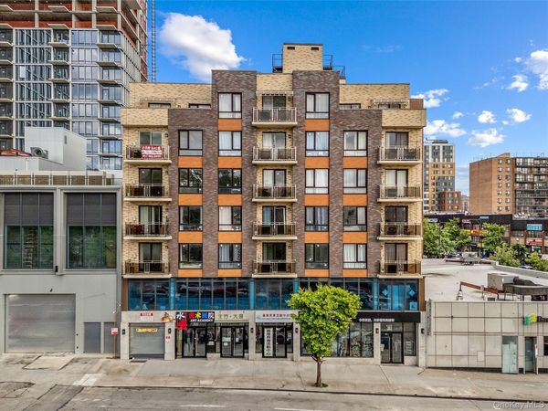 138-12 Northern Boulevard, Unit 5D, Flushing, NY 11354