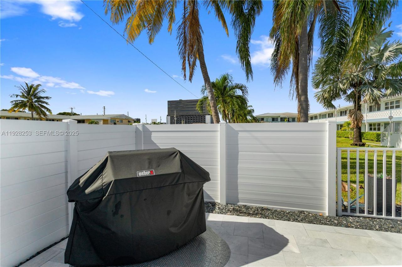 801 Atlantic Shores Blvd, Unit 106, Hallandale Beach, FL 33009 Photo