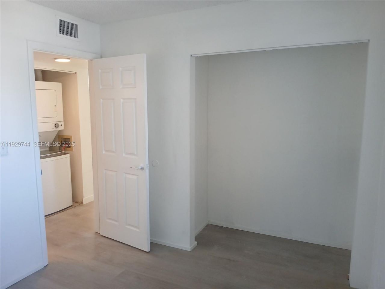 8740 N Sherman Cir, Unit 305, Miramar, FL 33025 Photo