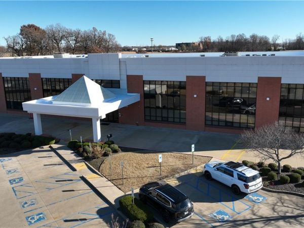 519 Latham Drive, Lowell, AR 72745