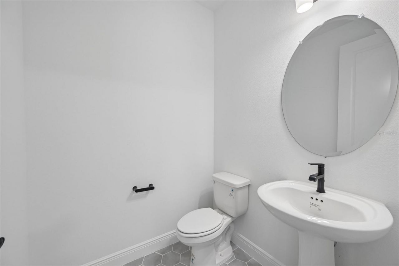 8229 Seaflower Parkway, Bradenton, FL 34210 Photo