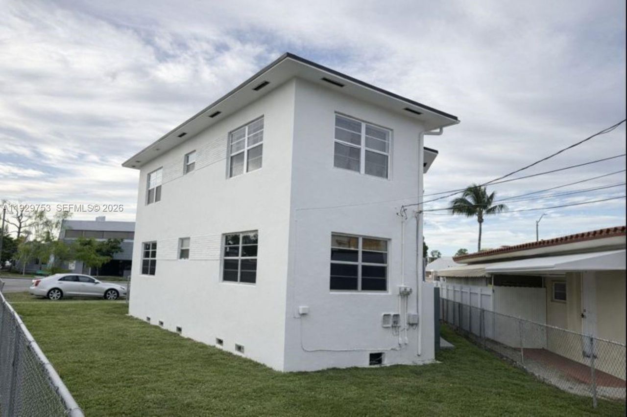 345 Beacom Blvd, Unit 2, Miami, FL 33135 Photo