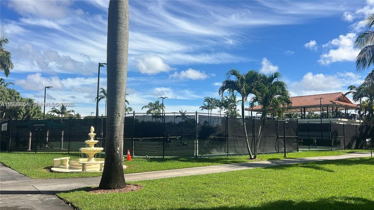 4710 NW 102nd Ave, Unit 101-22, Doral, FL 33178 Photo