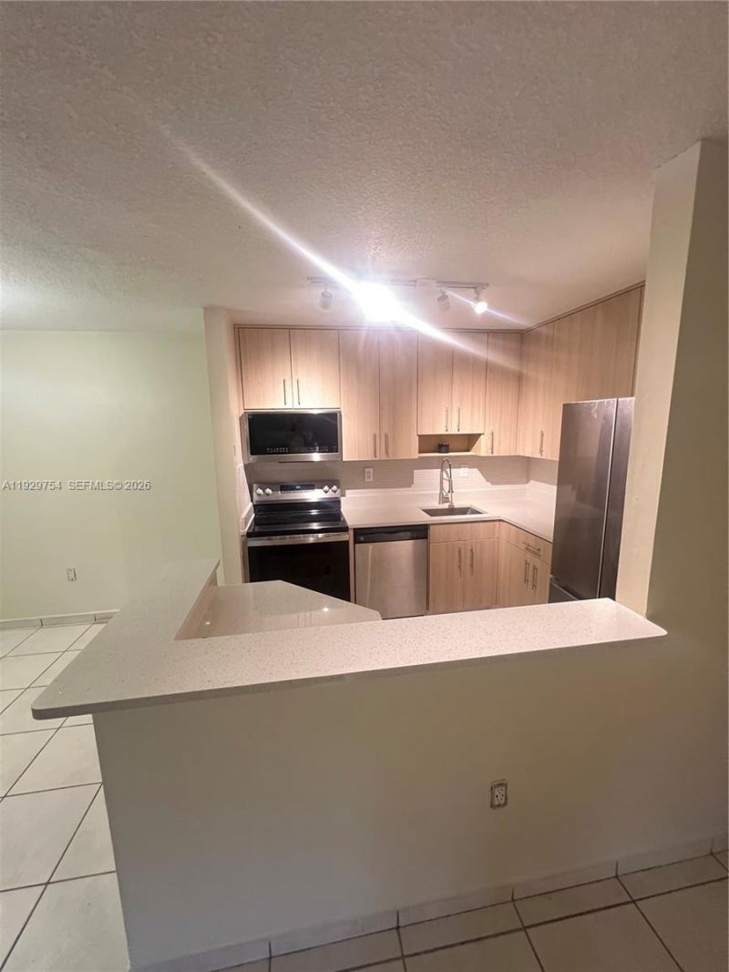 4710 NW 102nd Ave, Unit 101-22, Doral, FL 33178 Photo