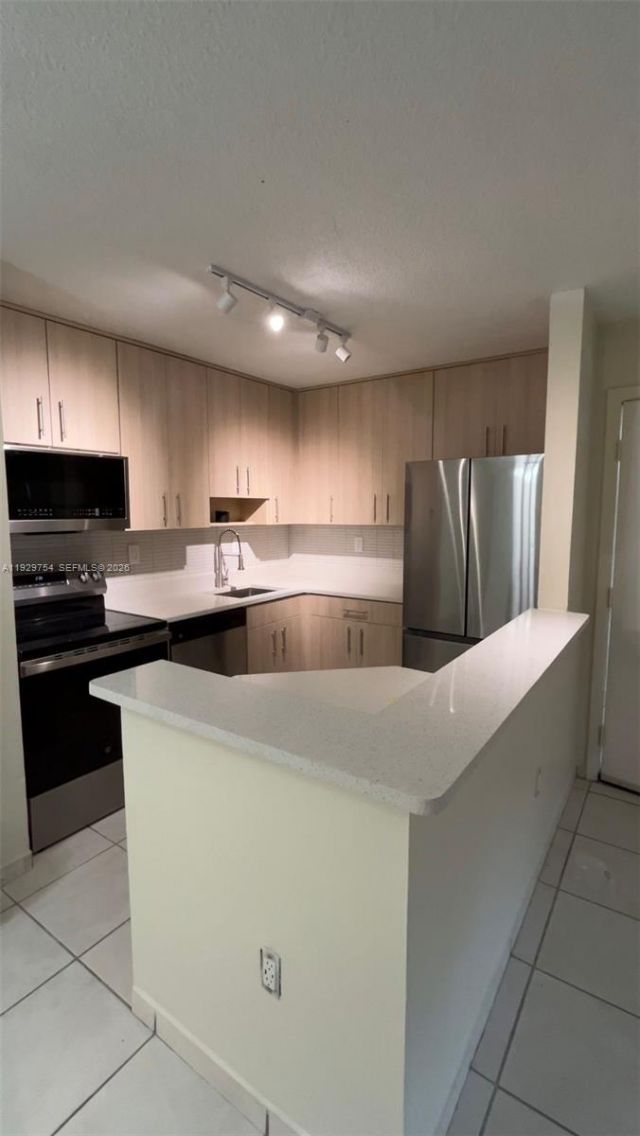 4710 NW 102nd Ave, Unit 101-22, Doral, FL 33178 Photo