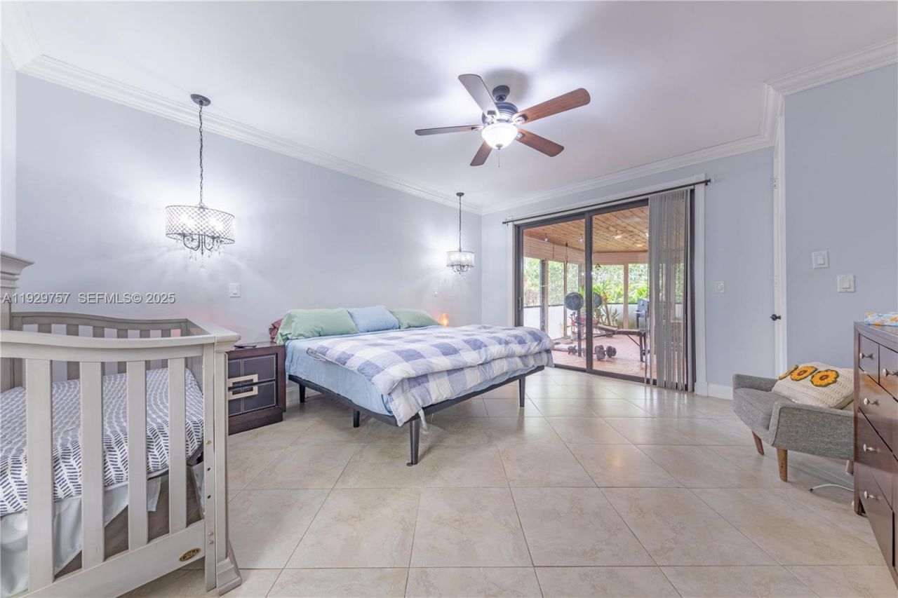 8097 Royal Palm Cir, Tamarac, FL 33321 Photo