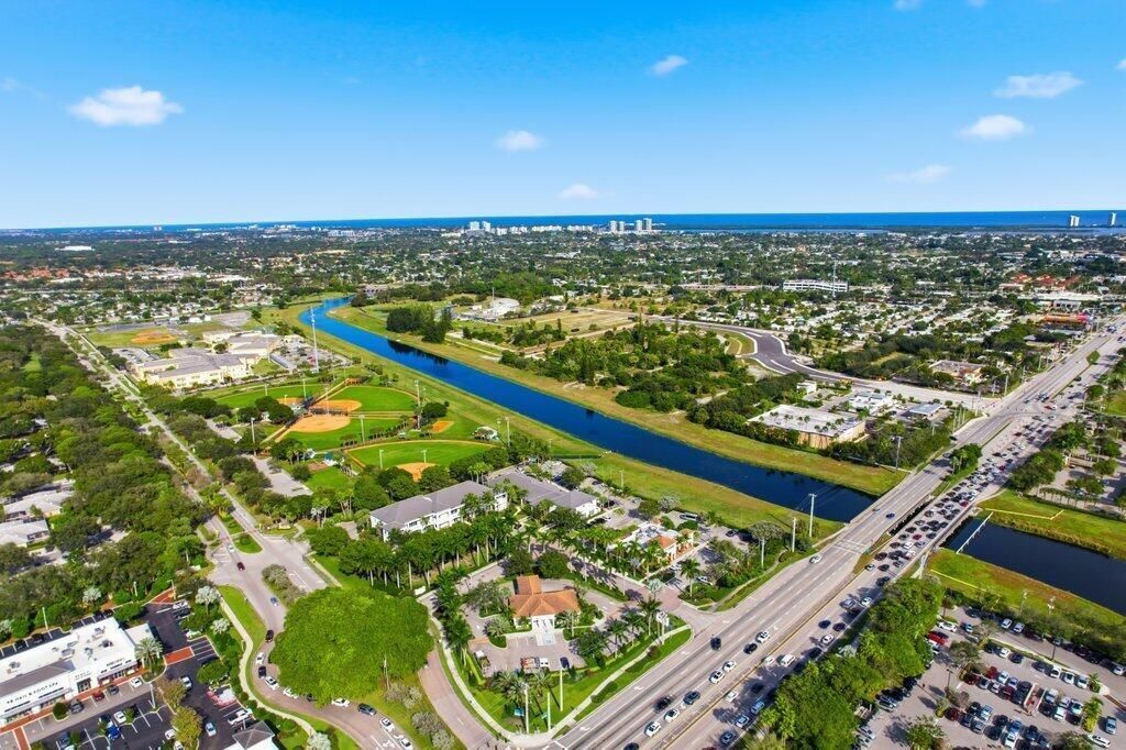 3307 Northlake Boulevard, Unit 107, Palm Beach Gardens, FL 33403 Photo