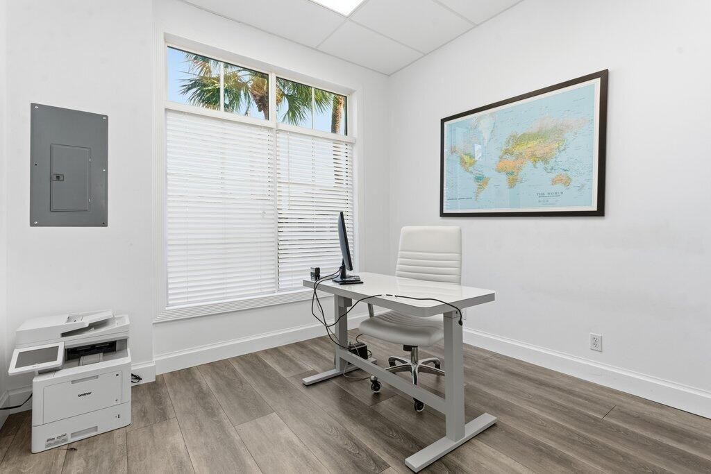 3307 Northlake Boulevard, Unit 107, Palm Beach Gardens, FL 33403 Photo