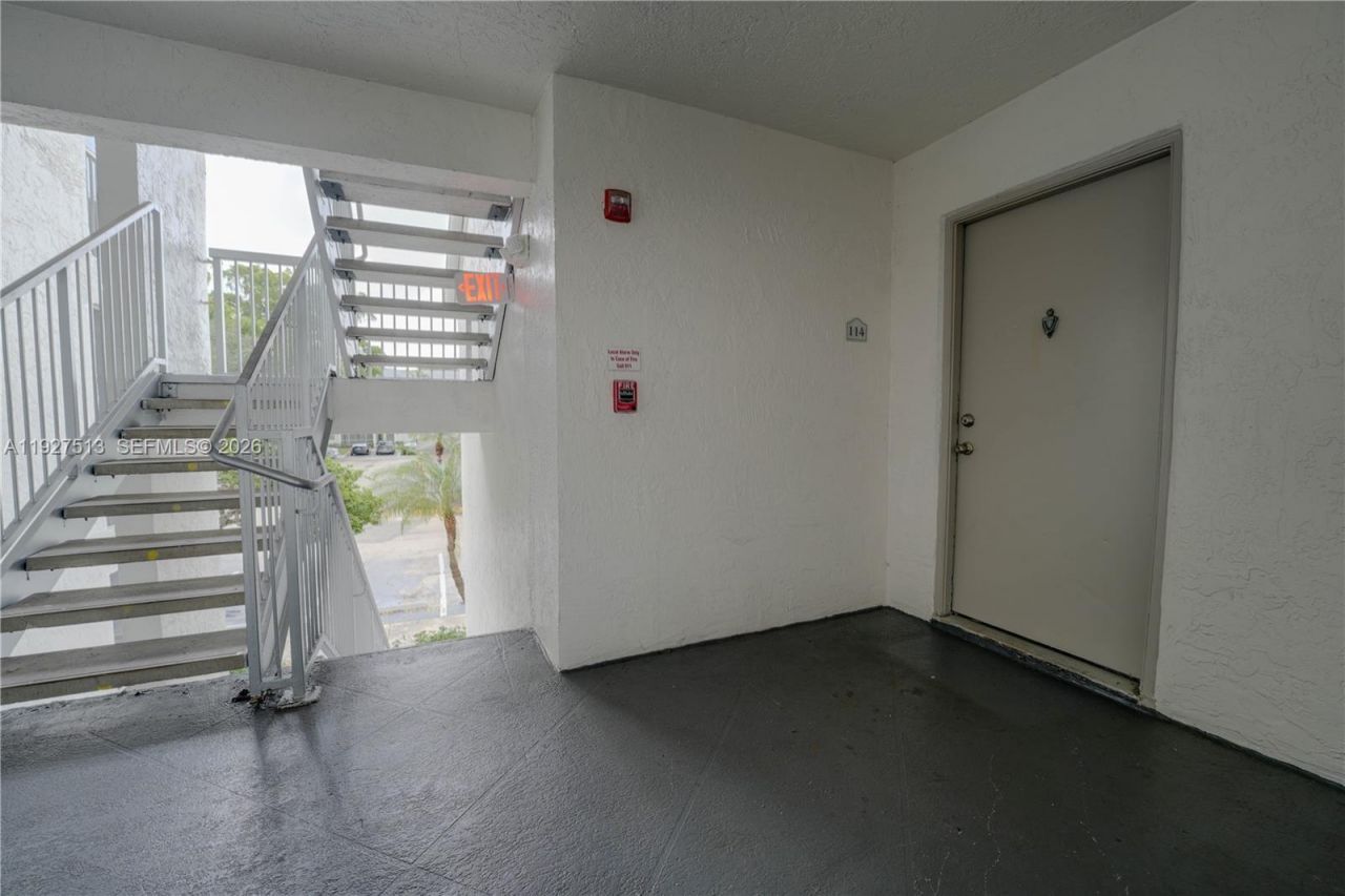 5686 Rock Island Rd, Unit 114, Tamarac, FL 33319 Photo