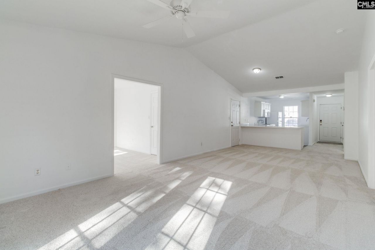 458 Regency Park Drive Photo 11