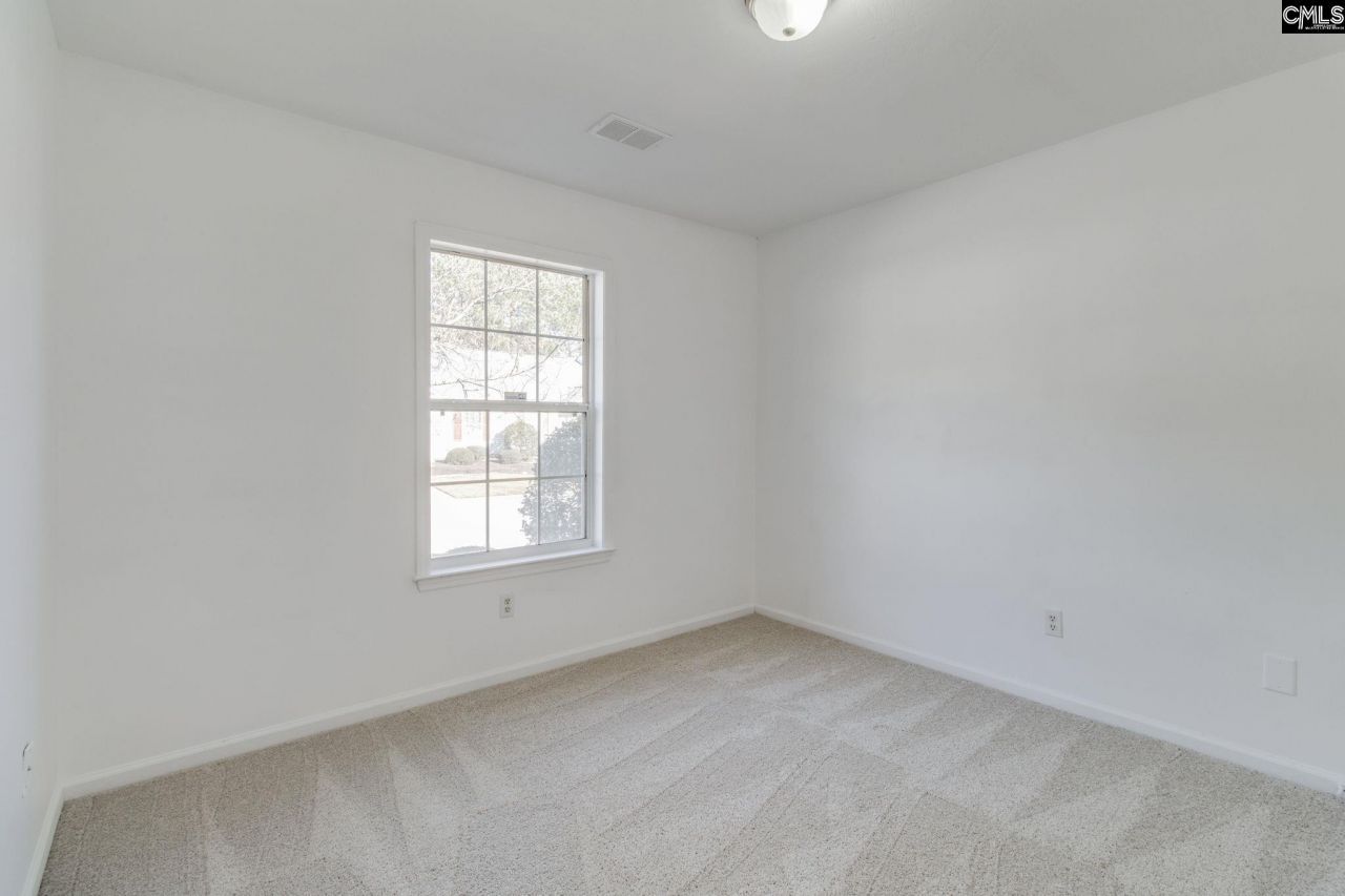 458 Regency Park Drive Photo 17