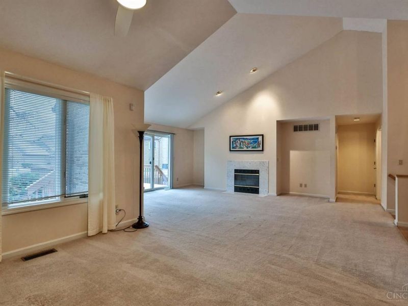 10 Cove Court, Unit 6, Hamilton, OH 45013 Photo 11