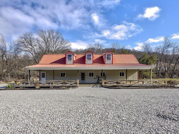 15193 U.S. 62, Brinkhaven, OH 43006