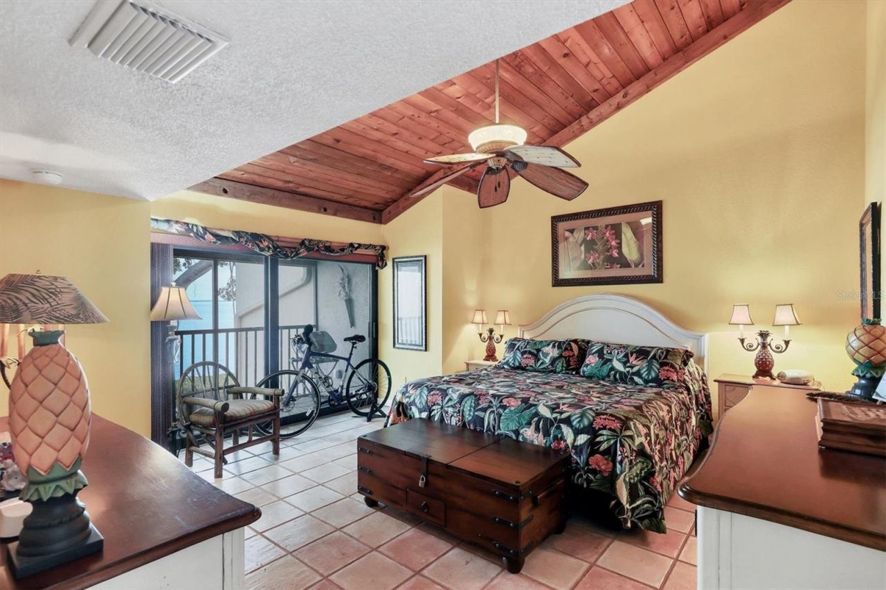 5270 Gulf Of Mexico Drive, Unit 508, Longboat Key, FL 34228 Photo