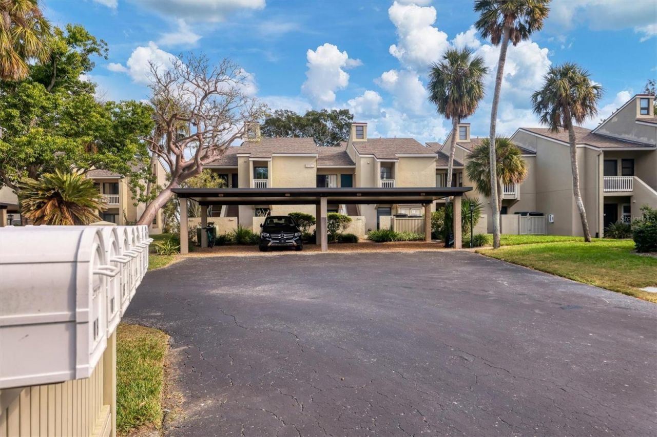 5270 Gulf Of Mexico Drive, Unit 508, Longboat Key, FL 34228 Photo