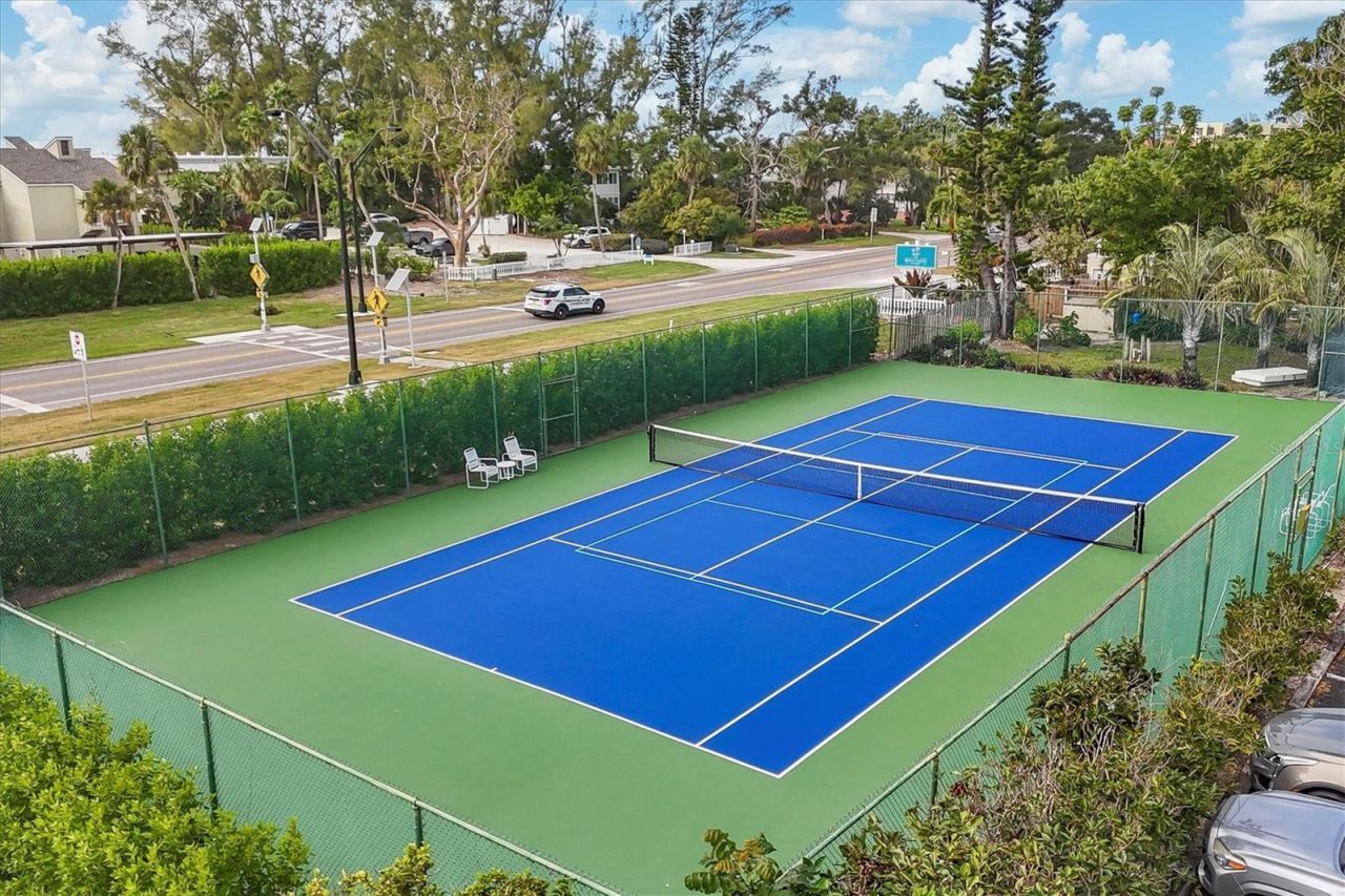 5270 Gulf Of Mexico Drive, Unit 508, Longboat Key, FL 34228 Photo