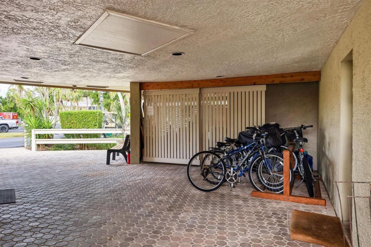 5270 Gulf Of Mexico Drive, Unit 508, Longboat Key, FL 34228 Photo