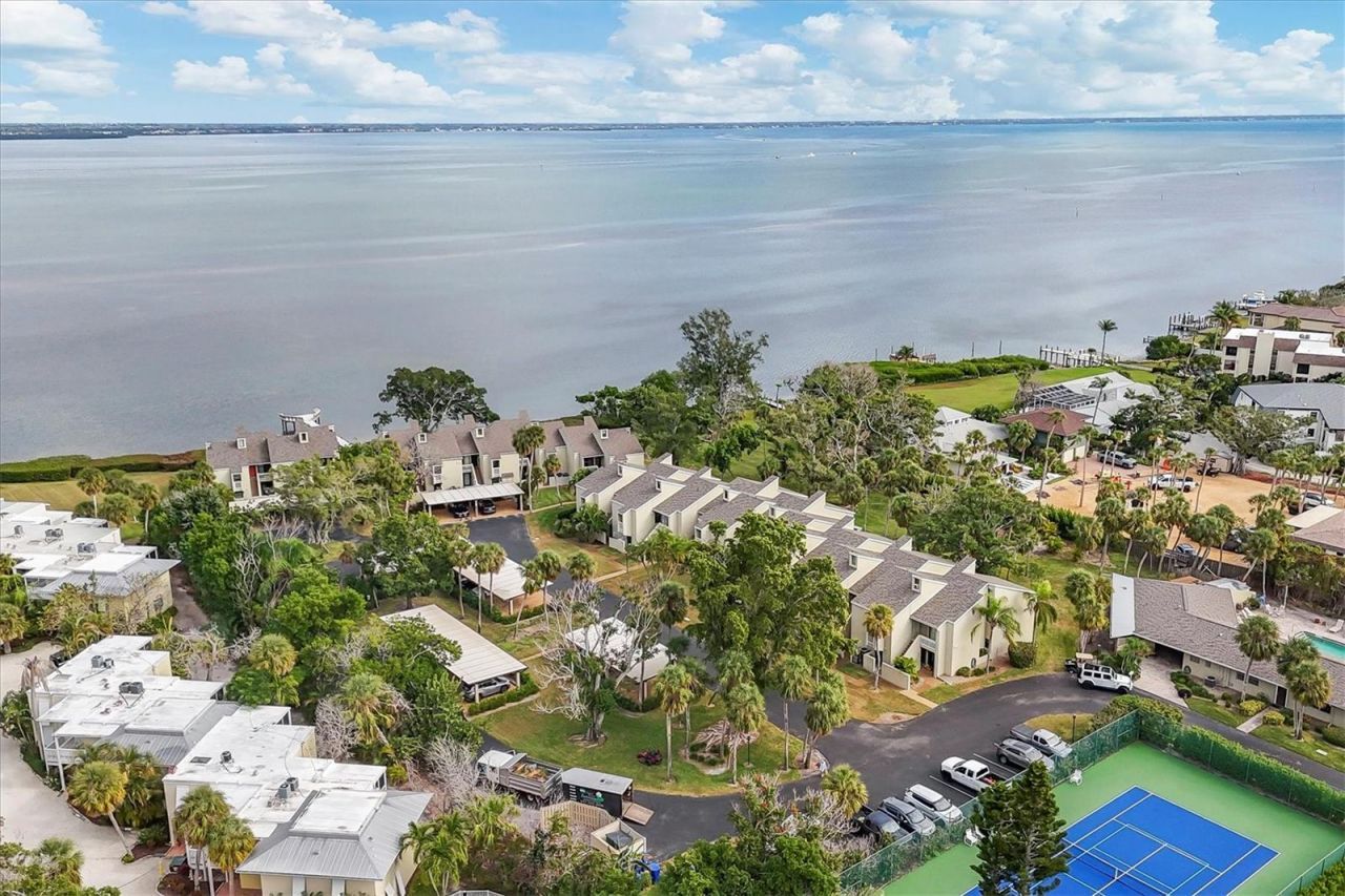 5270 Gulf Of Mexico Drive, Unit 508, Longboat Key, FL 34228 Photo