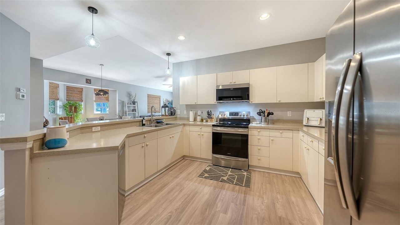 201 28th Street W, Palmetto, FL 34221 Photo
