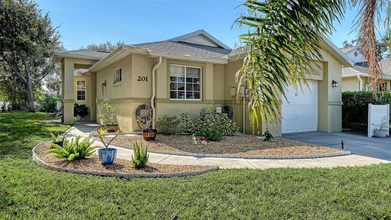 201 28th Street W, Palmetto, FL 34221 Photo