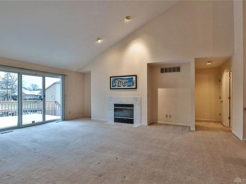 10 Cove Court, Unit 6, Hamilton, OH 45013 Photo 6