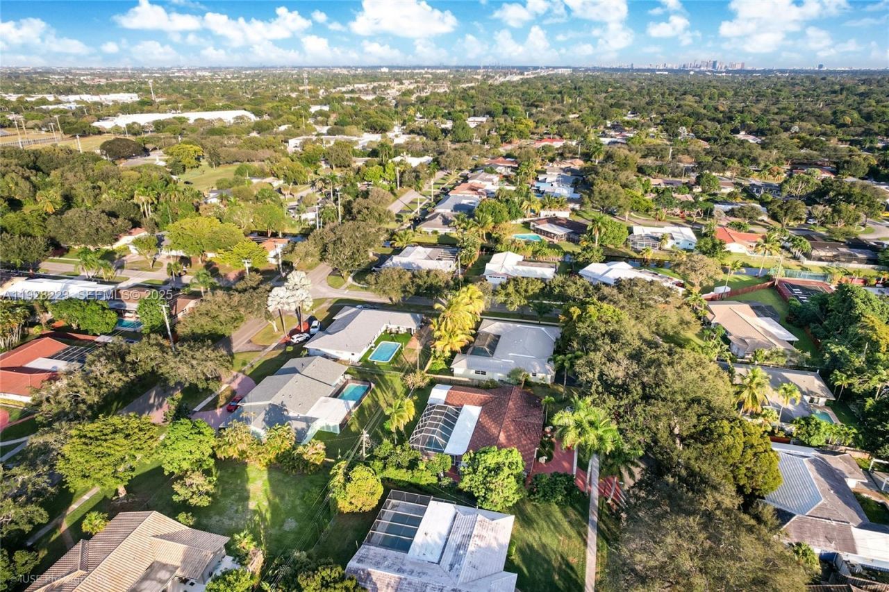 7201 NW 7th Ct, Plantation, FL 33317 Photo