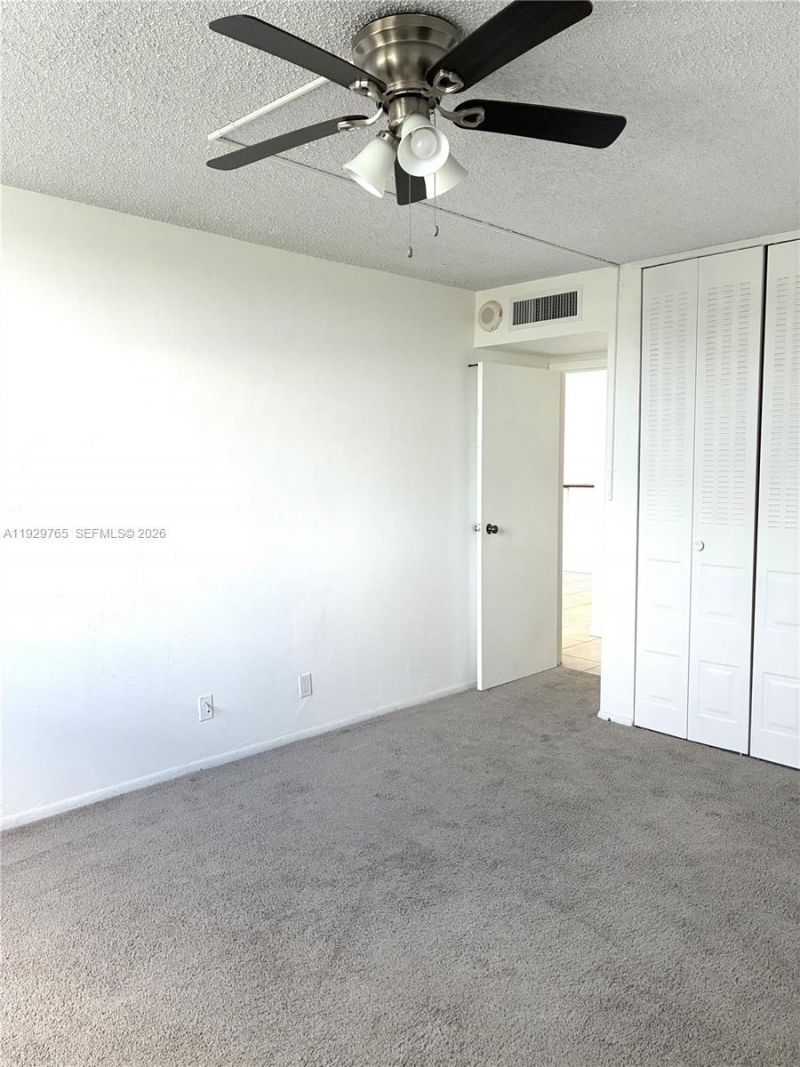 2450 NE 135th St, Unit 410, North Miami, FL 33181 Photo