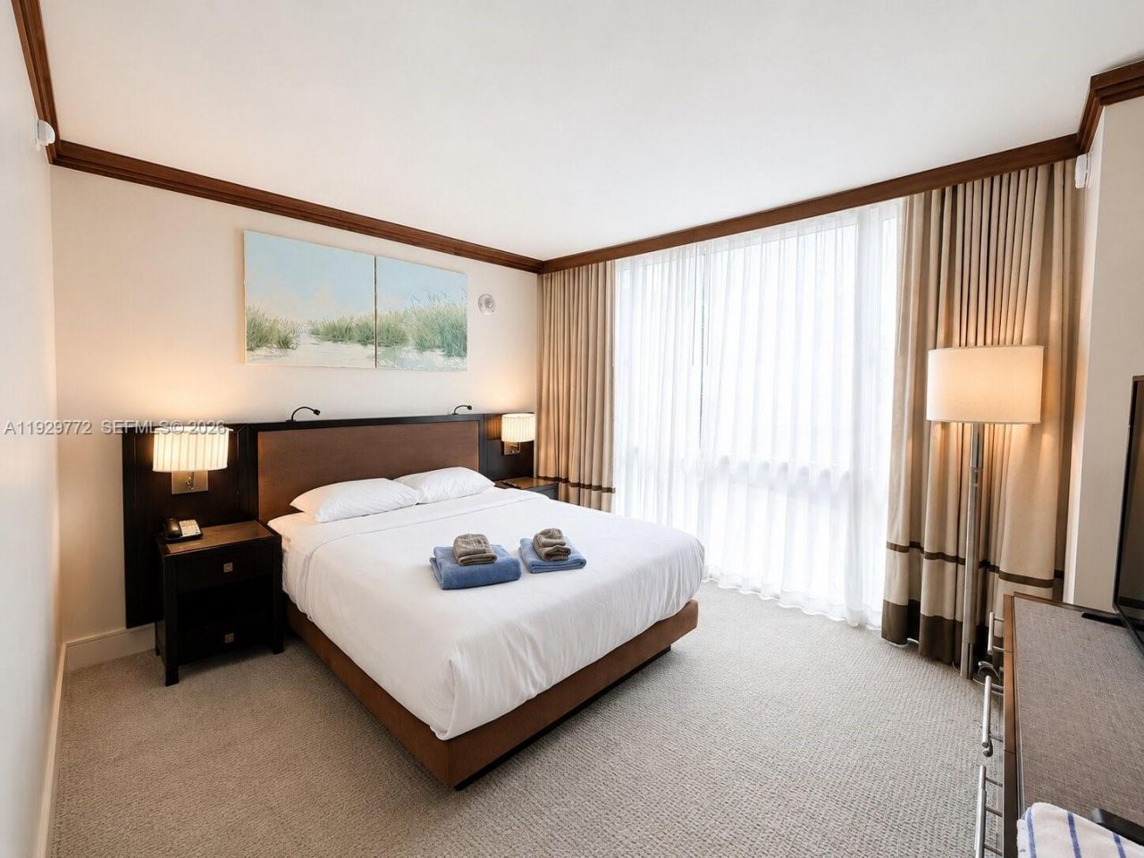 6801 Collins Ave, Unit 309, Miami Beach, FL 33141 Photo