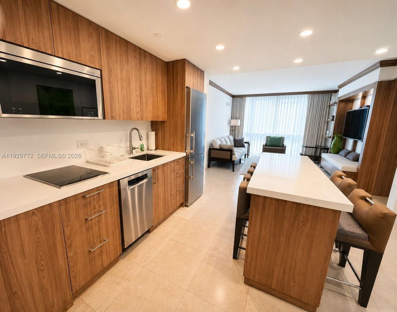 6801 Collins Ave, Unit 309, Miami Beach, FL 33141 Photo