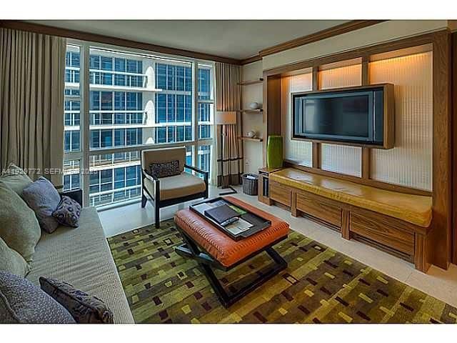 6801 Collins Ave, Unit 309, Miami Beach, FL 33141 Photo