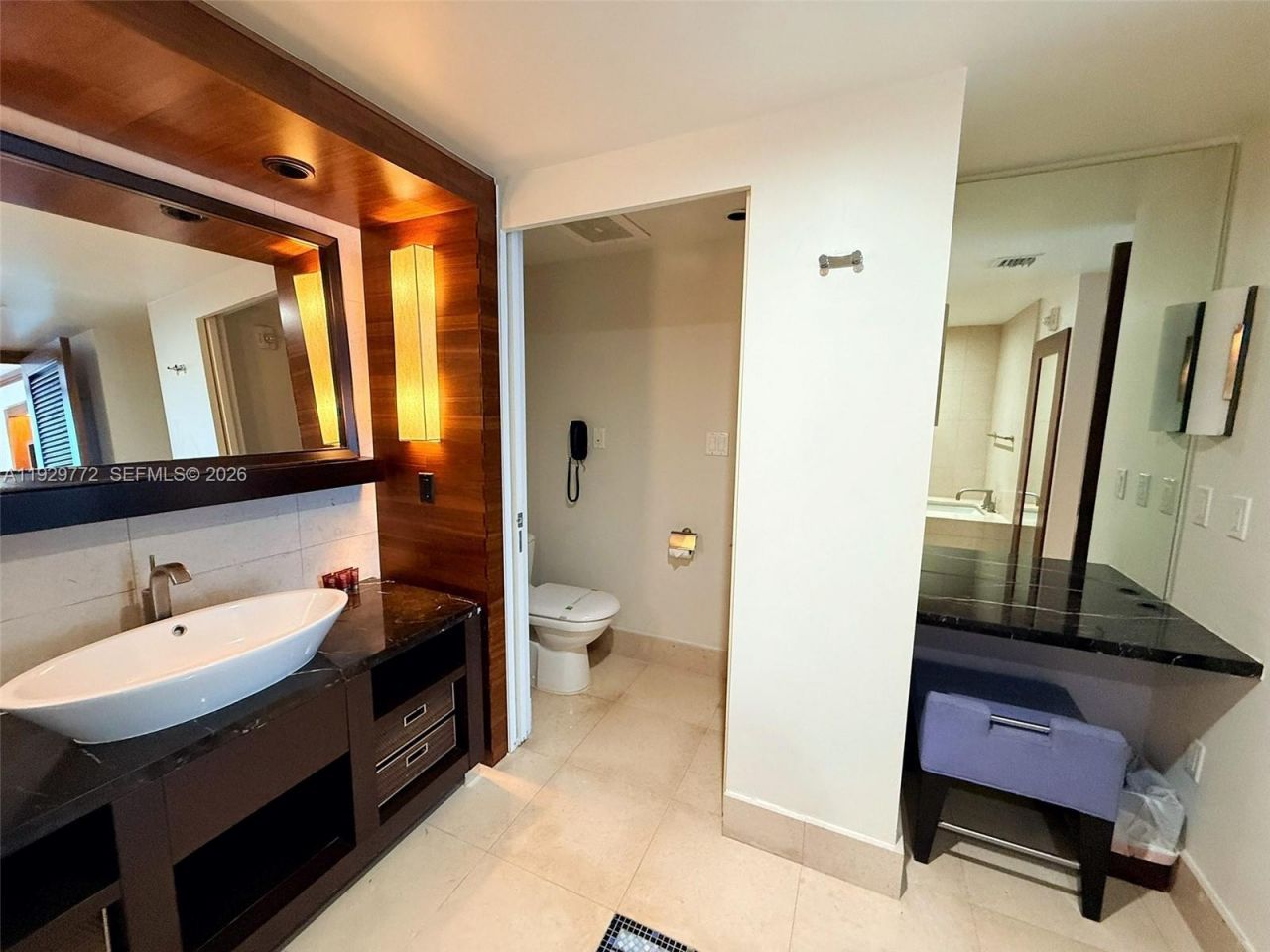 6801 Collins Ave, Unit 309, Miami Beach, FL 33141 Photo