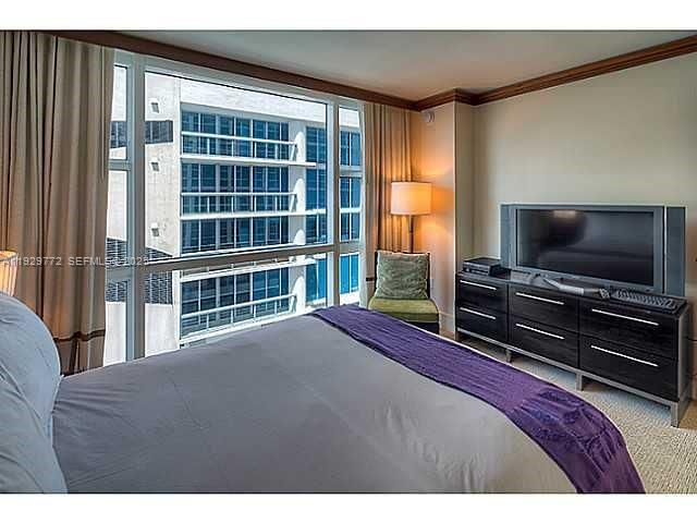 6801 Collins Ave, Unit 309, Miami Beach, FL 33141 Photo