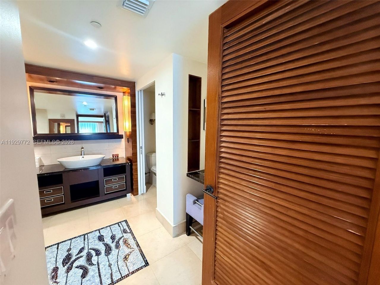 6801 Collins Ave, Unit 309, Miami Beach, FL 33141 Photo