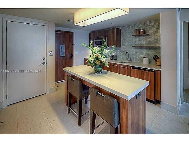 6801 Collins Ave, Unit 309, Miami Beach, FL 33141 Photo