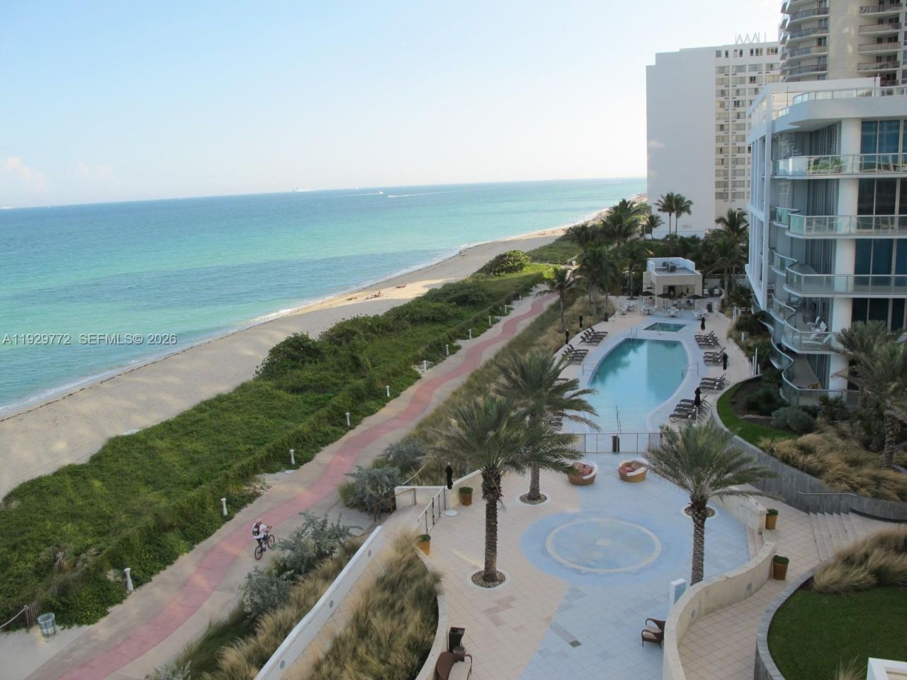 6801 Collins Ave, Unit 309, Miami Beach, FL 33141 Photo