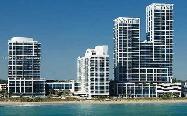 6801 Collins Ave, Unit 309, Miami Beach, FL 33141 Photo