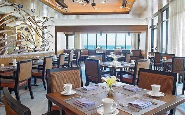 6801 Collins Ave, Unit 309, Miami Beach, FL 33141 Photo