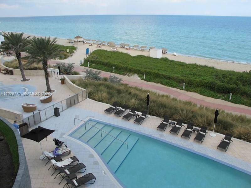 6801 Collins Ave, Unit 309, Miami Beach, FL 33141 Photo