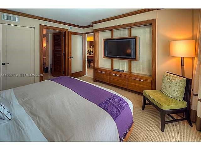 6801 Collins Ave, Unit 309, Miami Beach, FL 33141 Photo