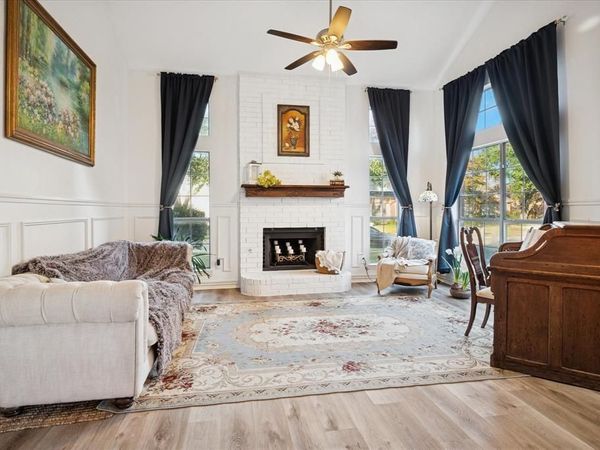 2814 Lois Lane, Rowlett, TX 75088