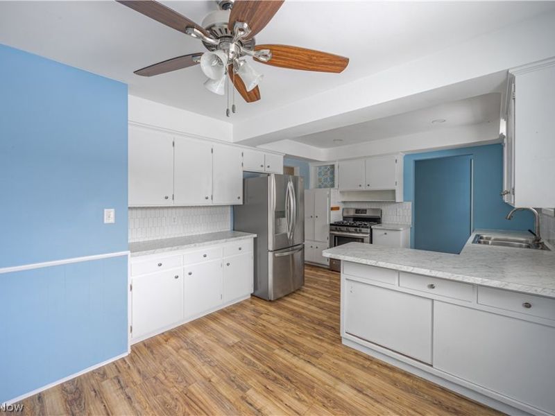 895 Cranbrook Drive, Highland Heights, OH 44143 Photo 10