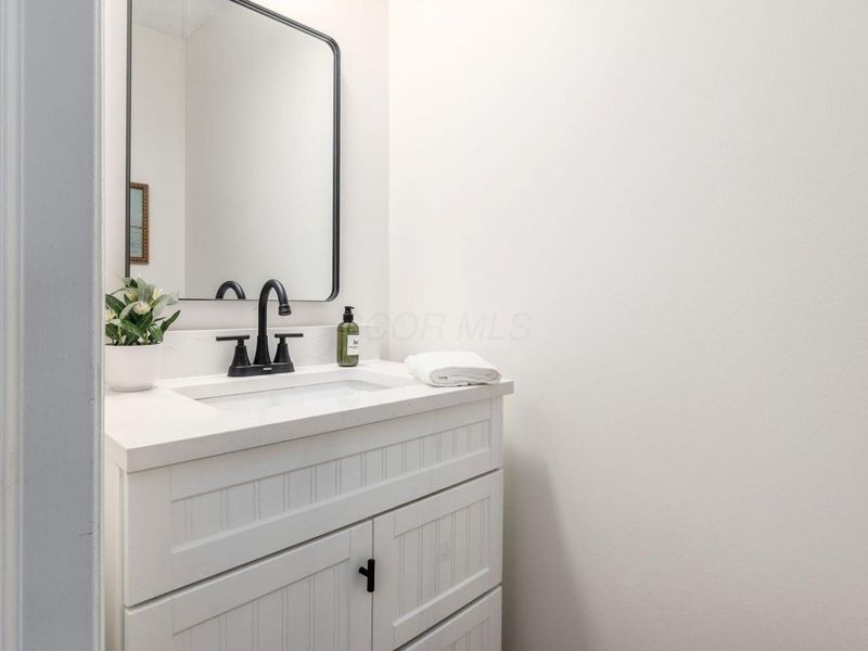 5458 Sumac Loop S, Columbus, OH 43229 Photo 24