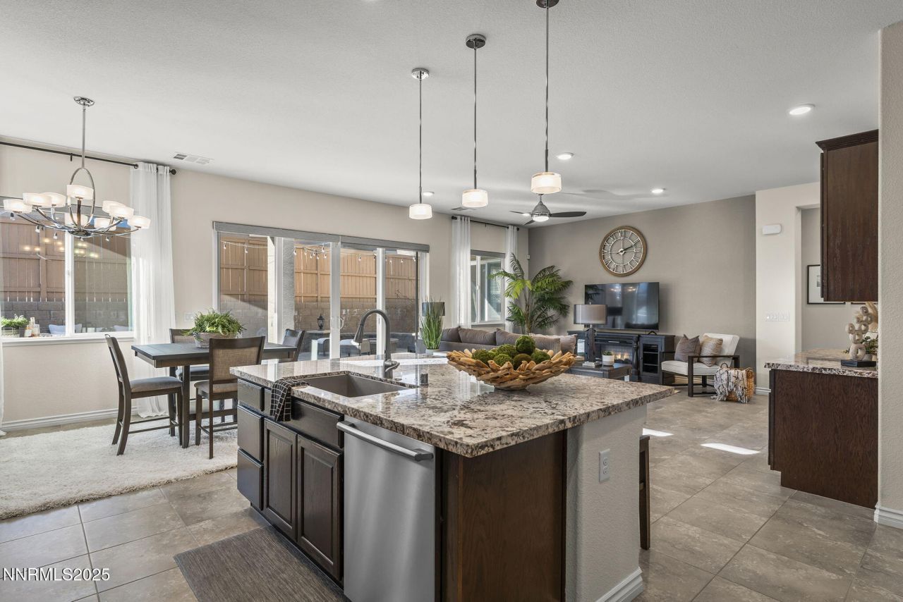 425 Chelmsford Drive, Reno, NV 89523 Photo