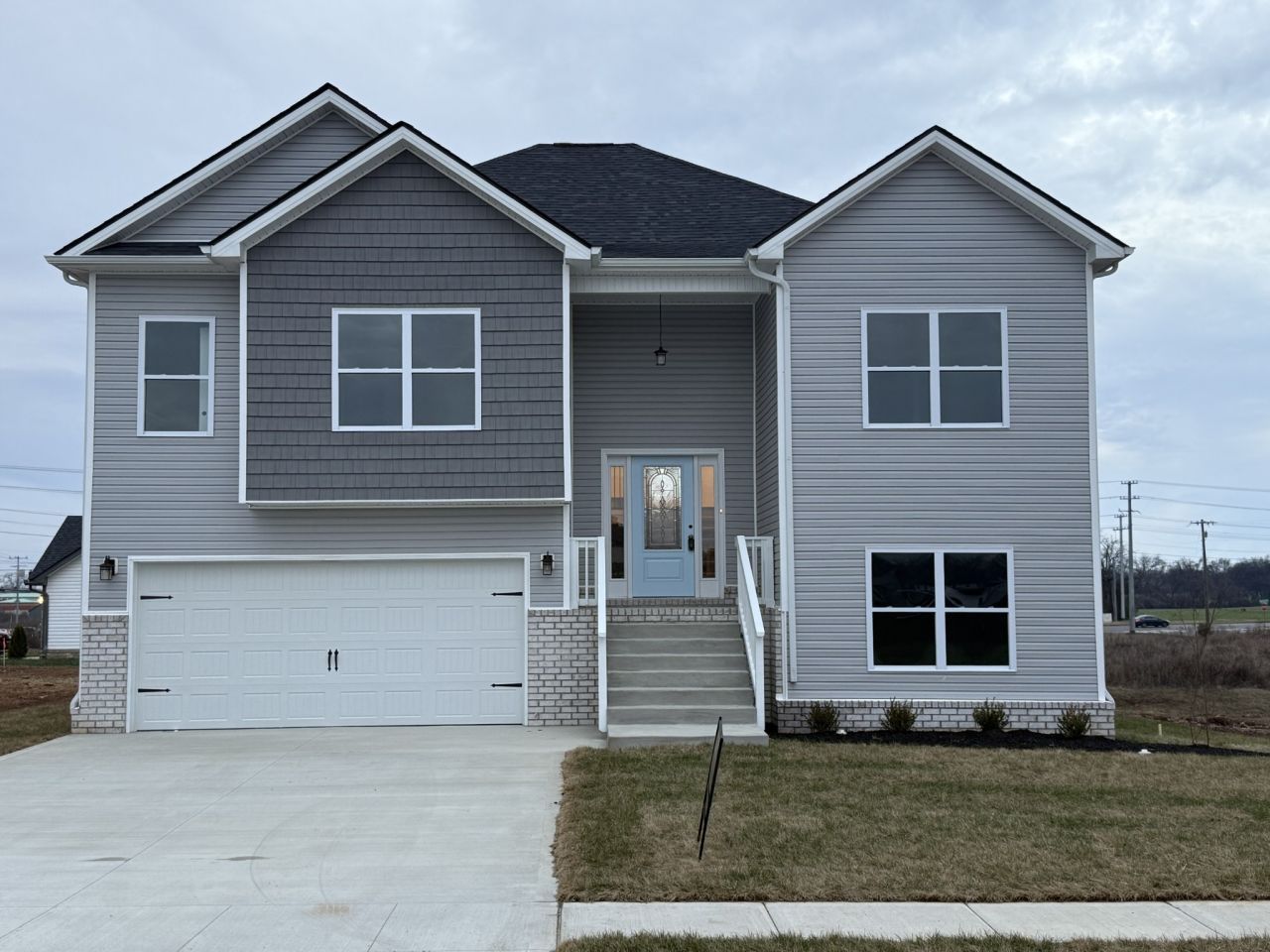 460 Ayden Ln, Clarksville, TN 37042 Main Photo