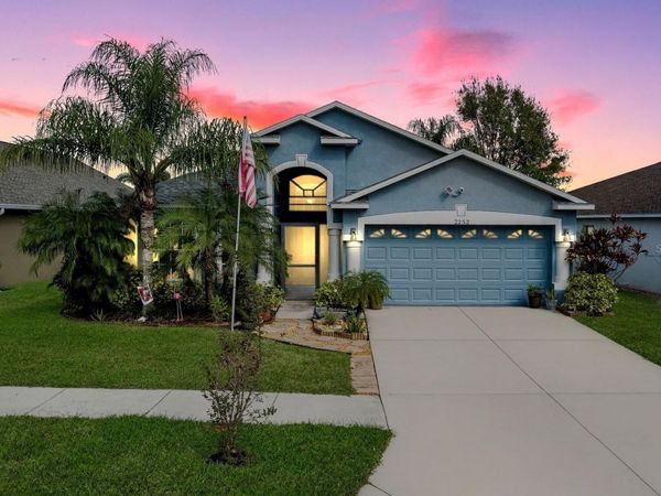 2252 COLVILLE CHASE DRIVE, RUSKIN, FL 33570