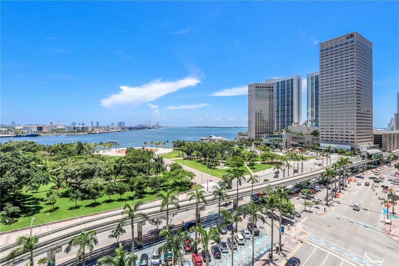 50 Biscayne Blvd, Unit 503, Miami, FL 33132 Photo