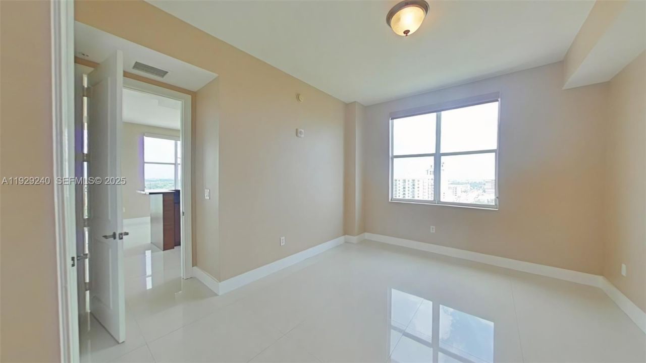 1607 Ponce De Leon Blvd, Unit 12E, Coral Gables, FL 33134 Photo