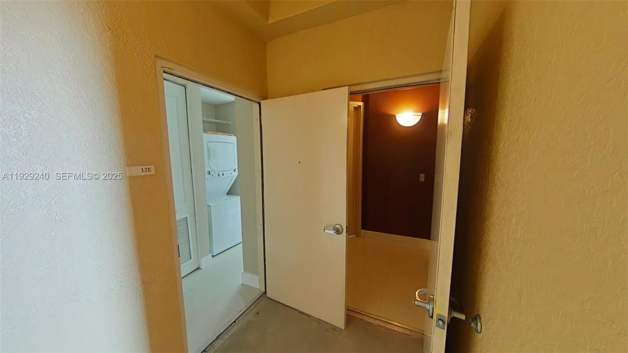 1607 Ponce De Leon Blvd, Unit 12E, Coral Gables, FL 33134 Photo